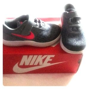 Toddler girl sneakers